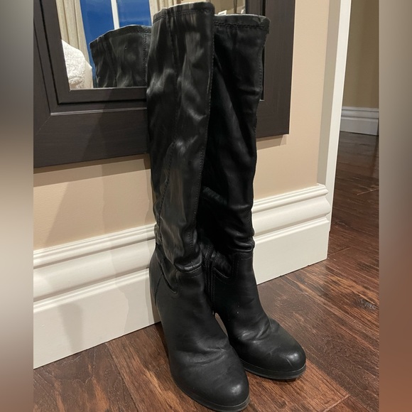 Ladies tall black boots - Picture 1 of 4